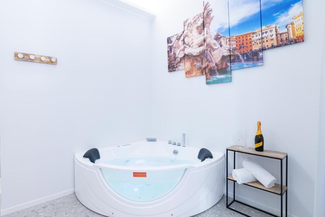White Home Suite And Rooms روما المظهر الخارجي الصورة