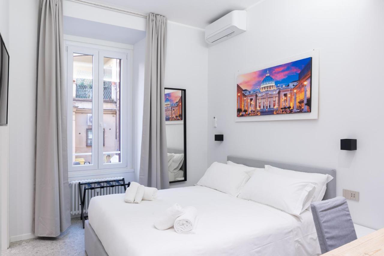 White Home Suite And Rooms روما المظهر الخارجي الصورة