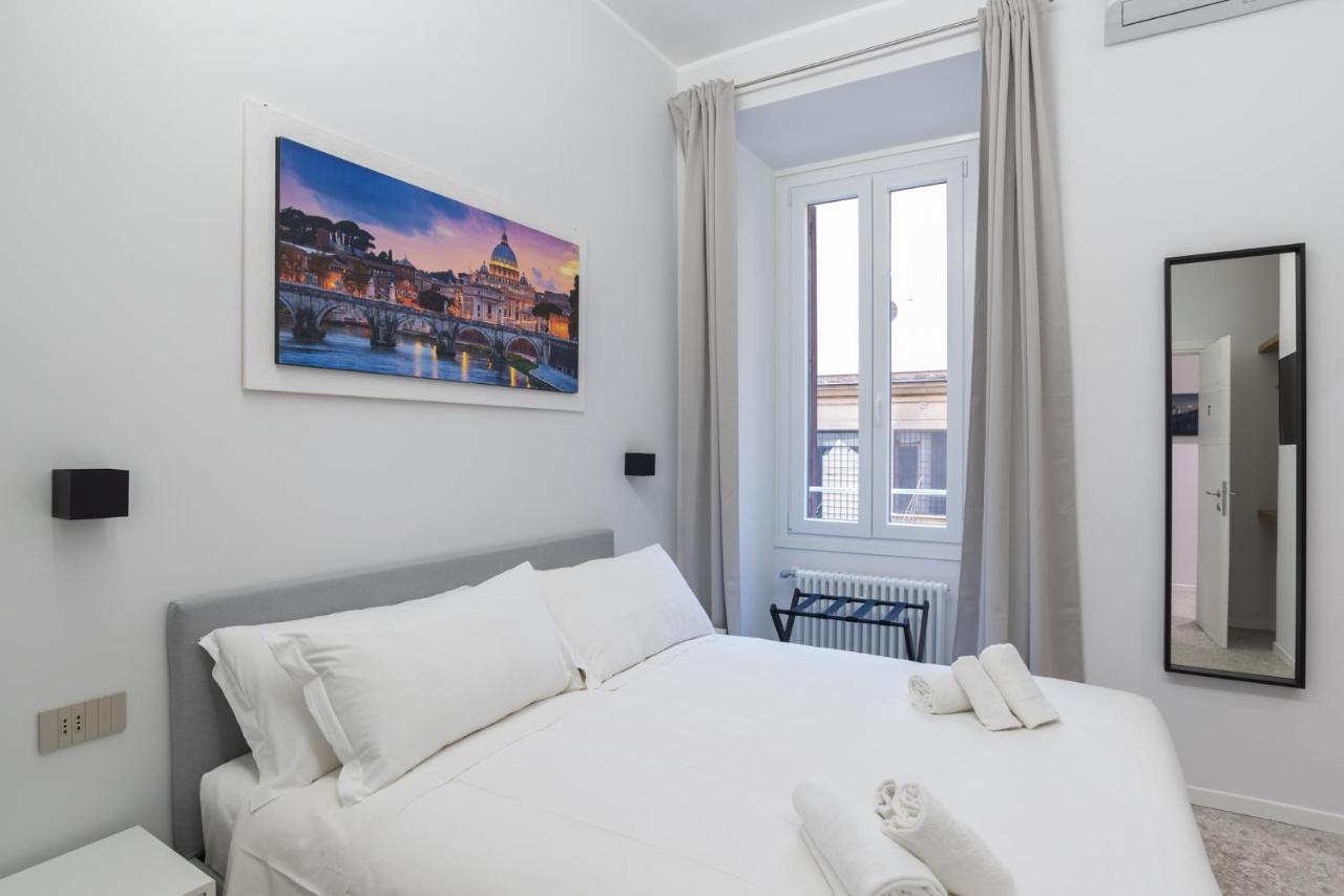 White Home Suite And Rooms روما المظهر الخارجي الصورة